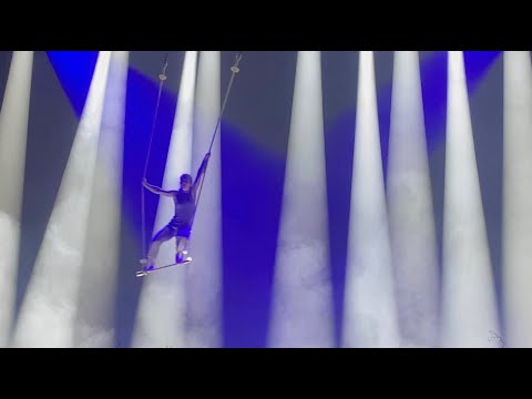 Static trapeze act trailer, Anna Saskia Stickler