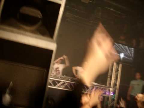 Above & Beyond - If I Could Fly On the Surface @ Vision Chicago.MPG