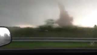 preview picture of video 'Tornado off of 55 in MO'