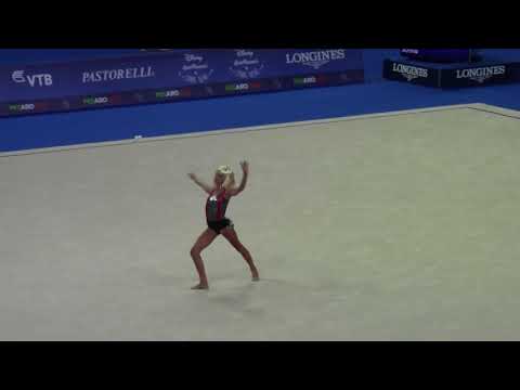 LE  CARRA' - Camilla De Luca