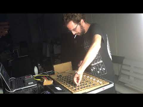 FINEGEAR-MIXERBLOCKS DEMO @ARTHUB Bucharest 17 Aug 2017