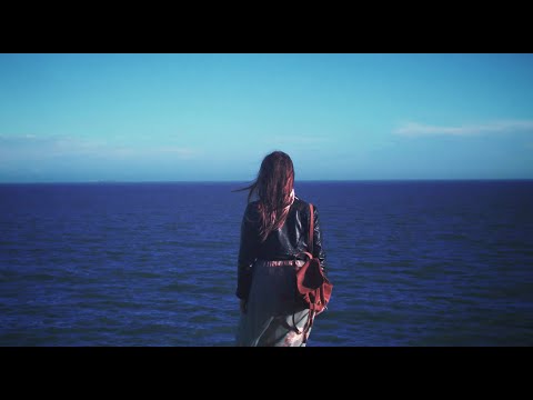 Troubadour Boy - Daisy Chute