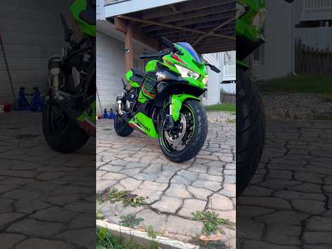 Kawasaki Ninja ZX4RR cold start sound🔥