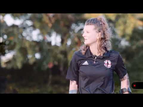 Annabel Kiki wins the Champion of Change Award 2025 #CFA25 #TheSmileys #SmileyCFA25