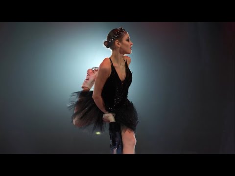 Aliona Kostornaia and Georgy Kunitsa black swan