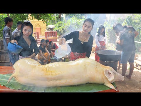 Wow amazing cooking pork stir-fry and pork ribs with green chili in my family
