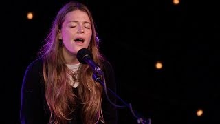Maggie Rogers - &quot;Fallingwater&quot; (Acoustic) - KXT Live Sessions