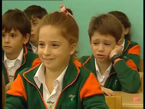 Sihirli Annem   Çilek, Kaan için kopya çekiyor