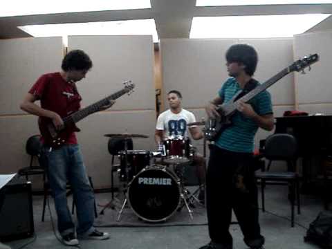 Tiago Henrique, Agamenon Carlos e Fred Chalegre (Stan The Man - Victor Wooten e Steve Bailey)