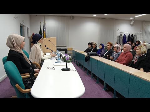 Tribina: Žena je stub porodice i njeno znanje je dragocjeno