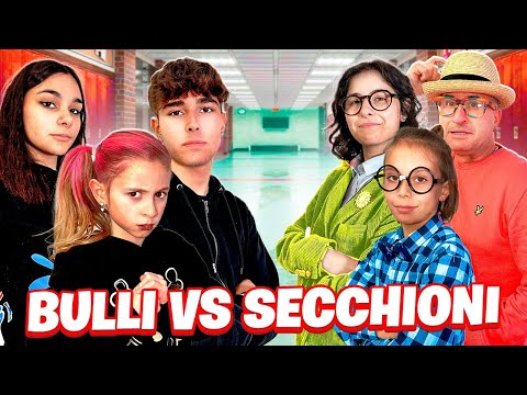 BULLI VS SECCHIONI! GIORGIA DIVENTA BULLA CON PAPÀ SALVO CHALLENGE CONTRO TUTTI I NOSTRI AMICI!
