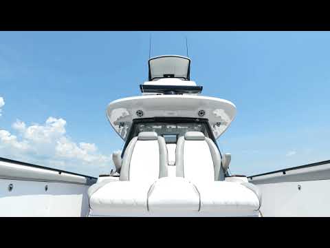 2024 Everglades 395 Center Console Mr. Billy Video