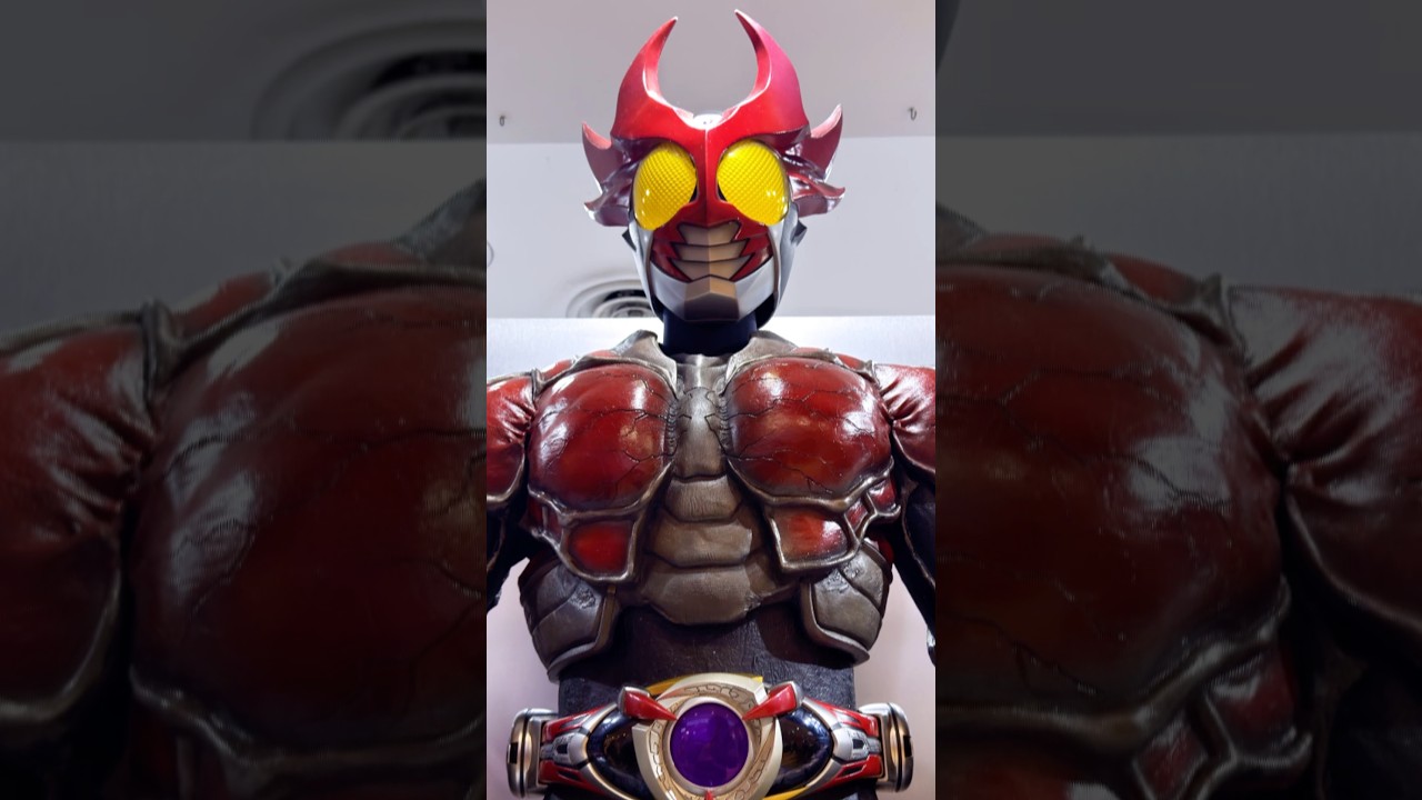 東京駅で限定展示してるアギト バーニングフォームが本物なわけで…