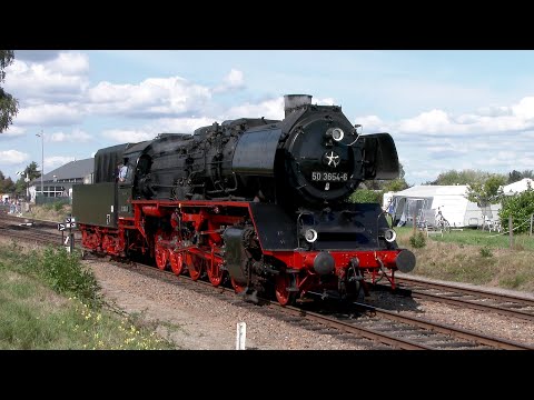 Locomotive portrait: Steam locomotive 50 3654
