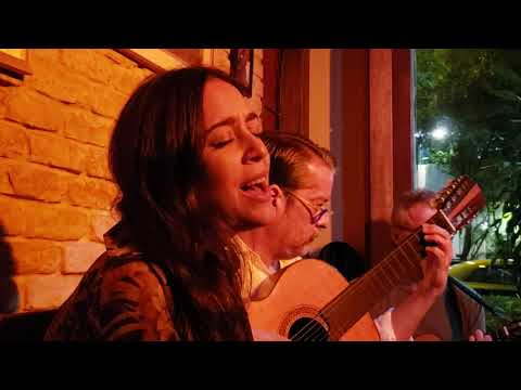 Roberta Sá e o Samba da Gávea em Pressentimento de Elton Medeiros e Herminio Bello de Carvalho