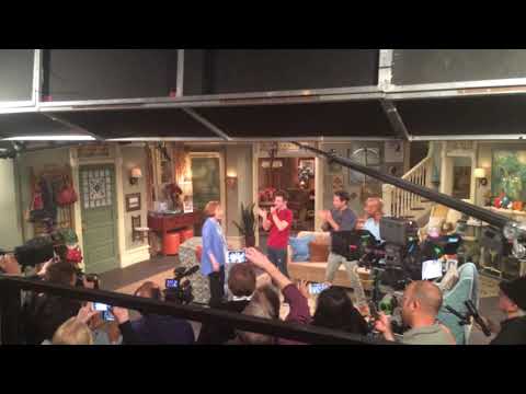 Final curtain call of Hot in Cleveland Betty White with Carol Burnett  4-1-2015