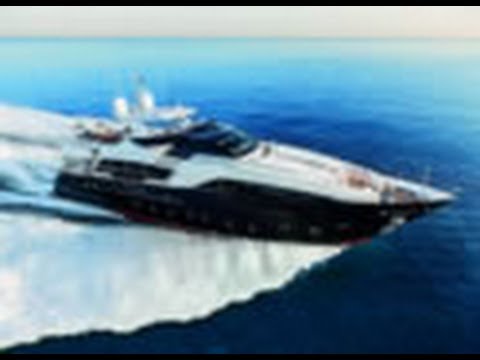 Yacht chartyer in Corsica Ferretti Custom Line 100 for sale