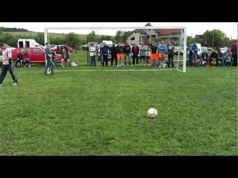 Finala : AS Viitorul Sindresti - AS Progresul Dumbravita  1 - 1 (4-2, dupa 11 m)