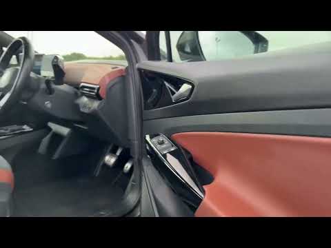 Volkswagen ID.4 2022 LIFE PRO 77KW 200BHP - GRADE - Image 2