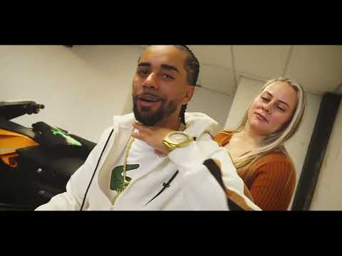 ROLÊ DE PORSCHE - Mc Levis feat Mc B2k Prod Dj Al4ddin