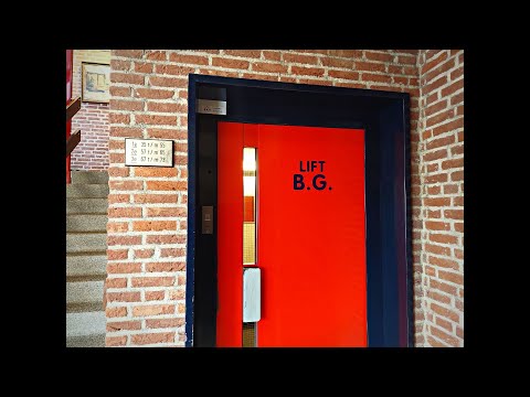 Winda OTIS z 1978 (mod. SkyLift) @ Wheme 55-73, Winterswijk 🇳🇱