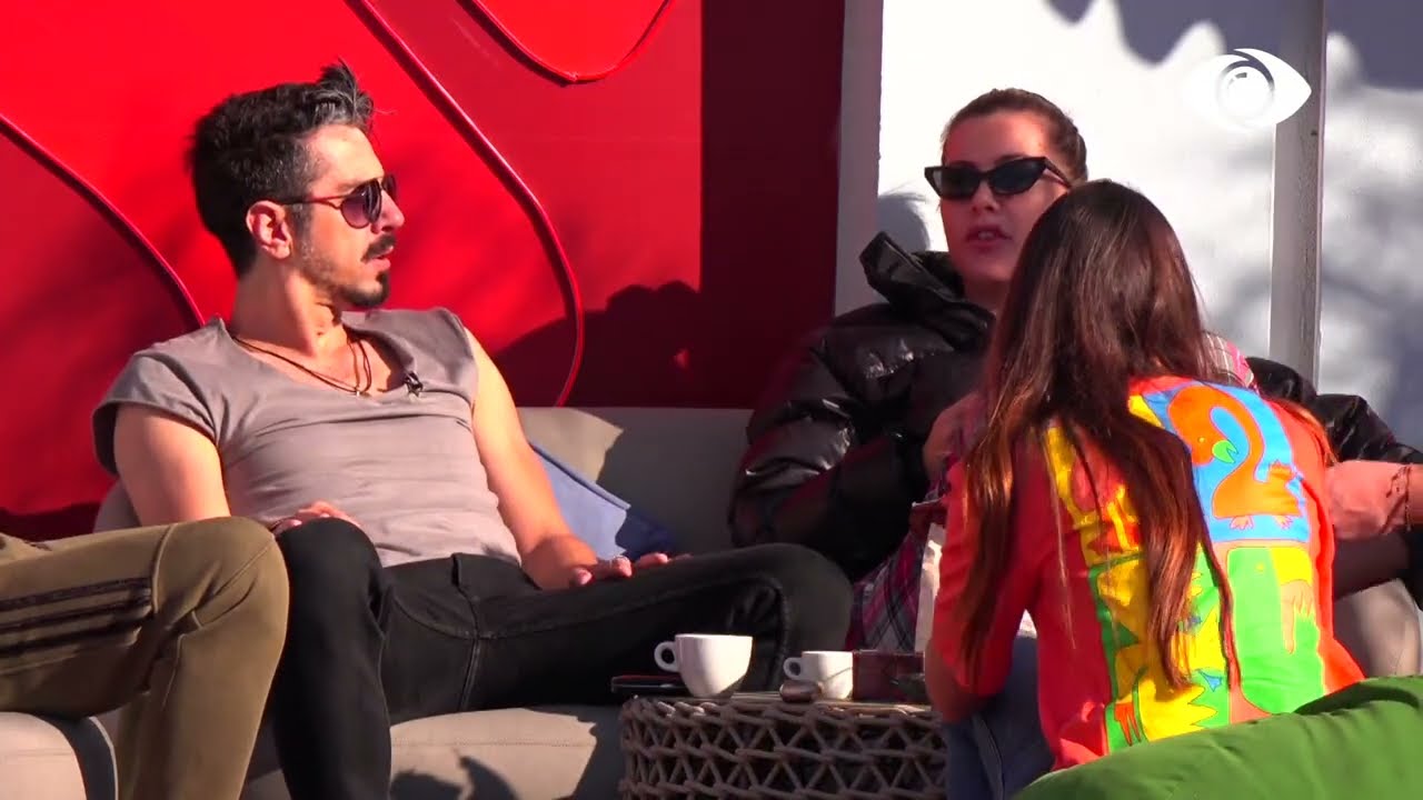 Olta e nis ditën me një lajm: Efi është shtatzënë