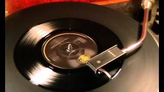 TERRY SCOTT & JUNE WHITFIELD - 'A Bed Full Of Foreigners' - 1976 45rpm