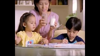 Download lagu Iklan Ultra Milk SKM - Kabar Gembira (2004) @ TV7, Indosiar, RCTI, SCTV, Trans TV, TPI, & Lativi mp3