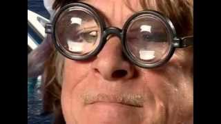 Helge kriegt einen Anruf