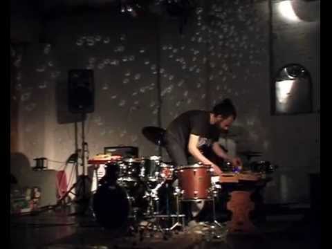 A solo set by Gustavo Costa  at Studio Grez, Brussels