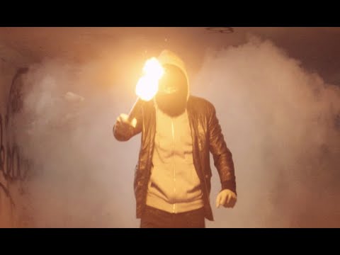 Video thumbnail for Moeilijke Tijd / Blijf Bezig