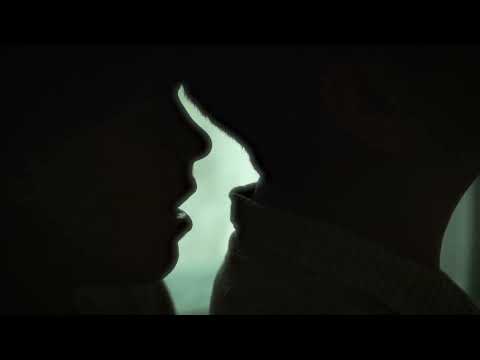 Alejandro y Maria Laura   Tu risa es mi casa (Video Oficial)