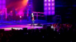 Pretty Young Thing (P.Y.T.)- Danny Gokey (Cover) AI8 Tour, 8.20.09