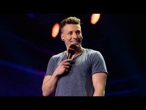 Felix Lobrecht does not listen to his father - Comedy Champions