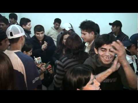 NOS QUEREMOS Y QUE y PADRE POBRE VICO y su Grupo Karicia