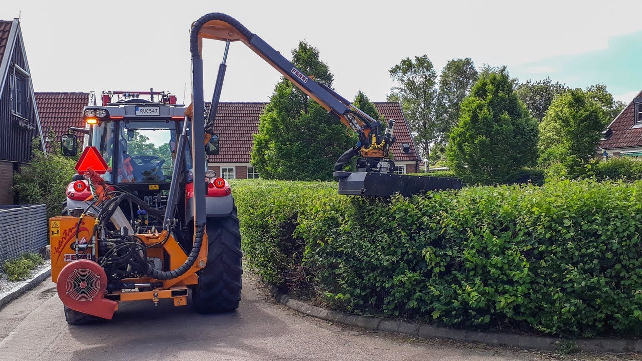 Hydraulic Hedge Trimmer Attachment For Tractors And Loaders