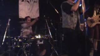 AC/DIC acdic acdc beating around the bush