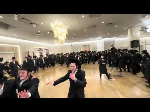 Weiss Wedding | Singer Levy Falkowitz & Shira Choir | Avrumi Berko Production
