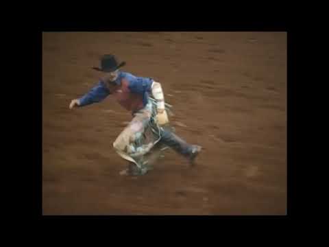 Grinner bucks Cody Custer - 94 PBR Guthrie