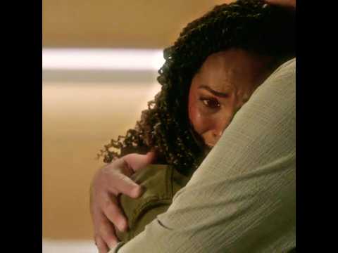 Nyla Harper & John Share A Warm Hug ❤️🤗 | - {4K} - | #therookie #netflix #4k #shorts #chenford #cc