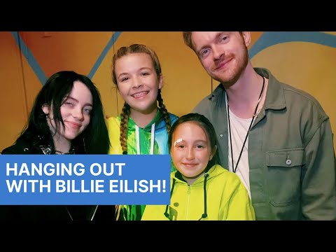 download lagu mp3 mp4 Bella Bliss, download lagu Bella Bliss gratis, unduh video klip Bella Bliss