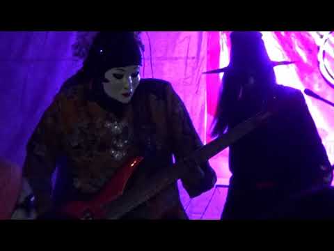 Adabi soundcheck  - Auntie Band