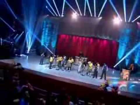 MC Jenny - Especial de natal do SBT (25/12/2013)