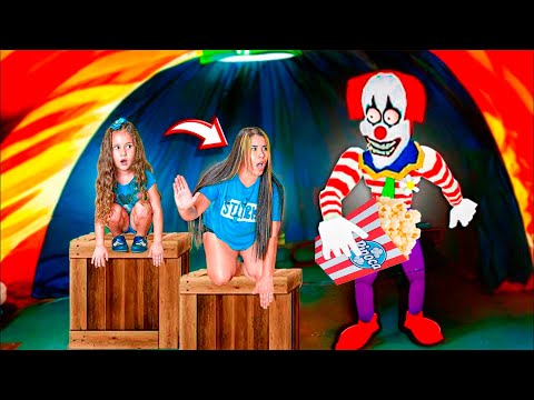 LARISSA E LAYRA TIVERAM QUE FUGIR DO PALHAÇO ASSUSTADOR NO CIRCO!!