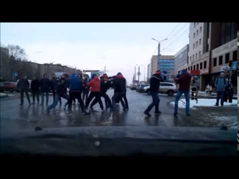 Russian Gangs Started Boxing Middle of the Road