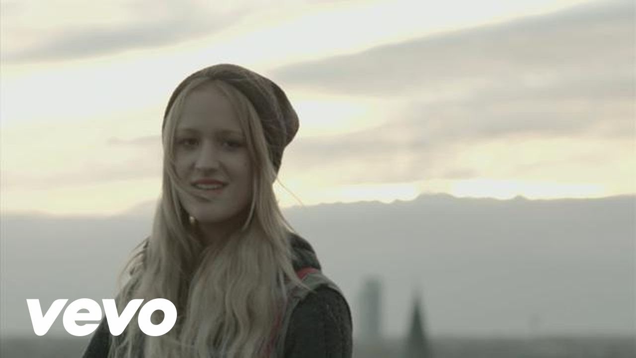 Jill Shaw — Paint The Town Red