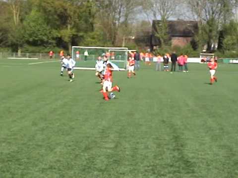 Kampioenswedstrijd DOVO JO11-1 - FC Driebergen JO11-1 eerste helft