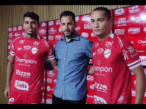 Vila Nova apresenta lateral e meio campista para sequência do Brasileirão