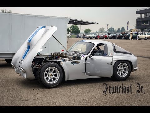 TVR GRIFFITH 400 1965 - START UP, SOUND, REVS & ACCELERATIONS