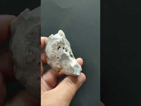 Mineral de Variscita, Calcedonia Var. Cuarzo de Brasil